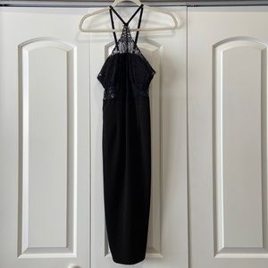 Black bodycon dress